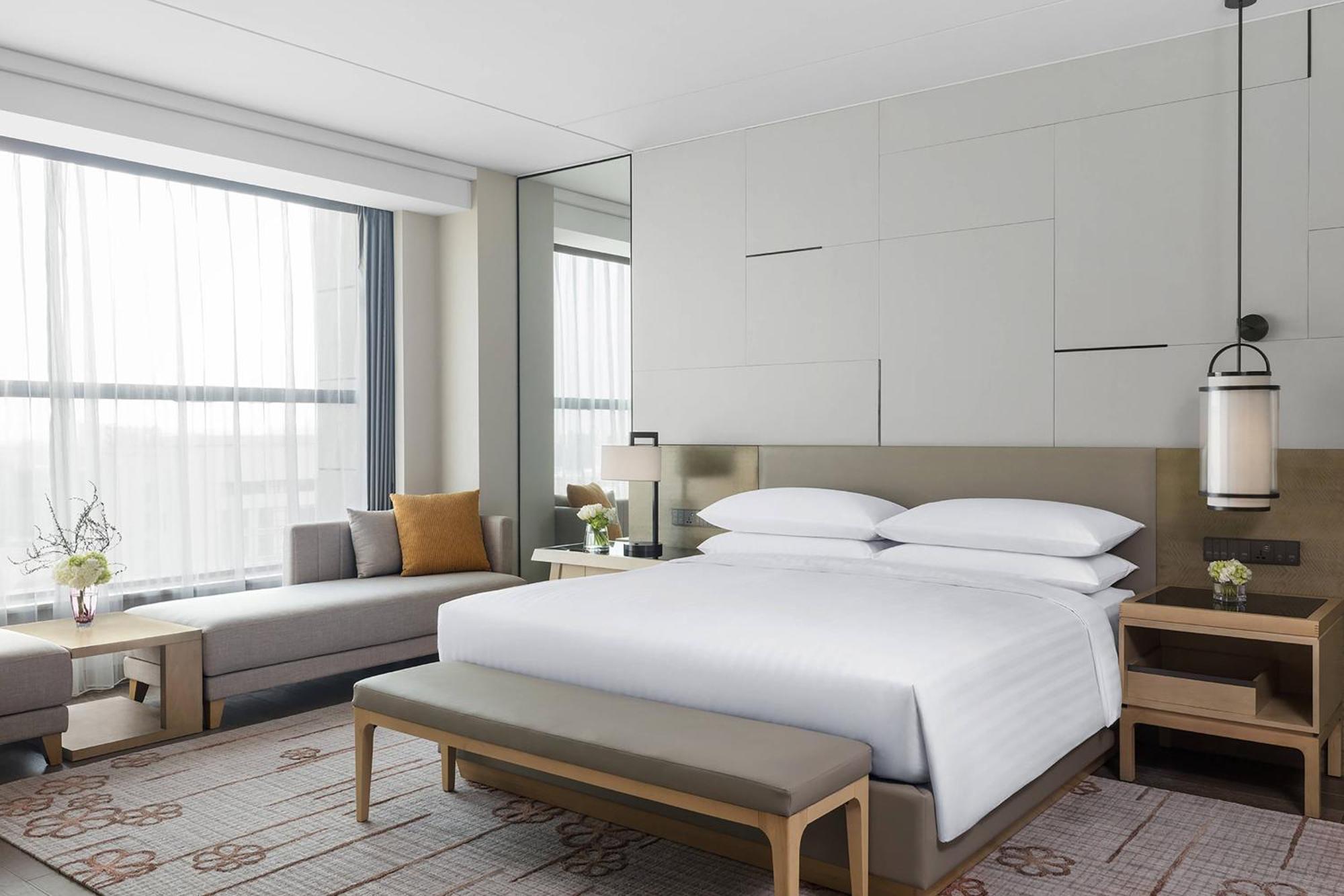 Marriott Kangqiao 5* Shanghai